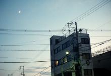 The electric wires (3)